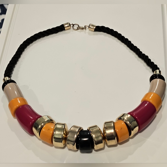 Crazy sale price!! Bimba y Lola necklace - Picture 1 of 4